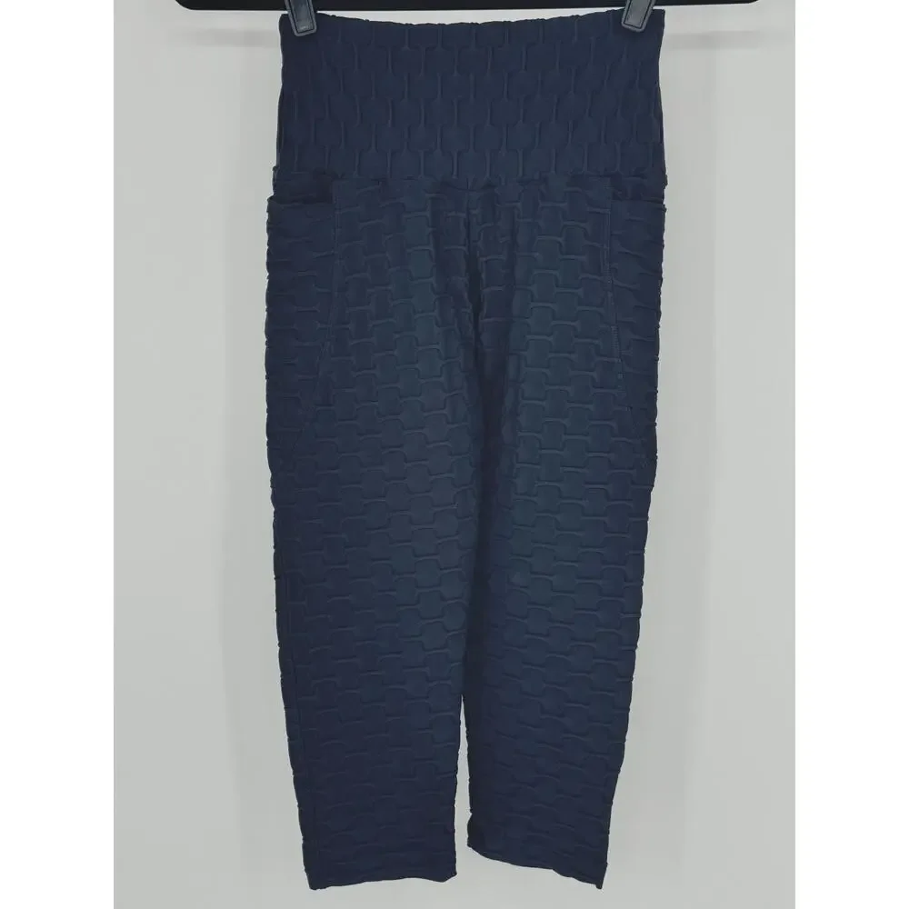 First Step Gym Clothes Women Corsario Scrunch Capri Leggings Size L NWT
